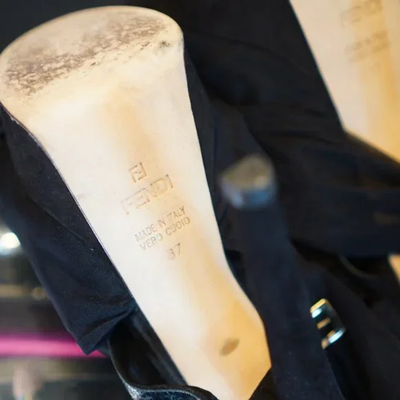 Fendi Cinderella SS2010 - Picture 5 of 6